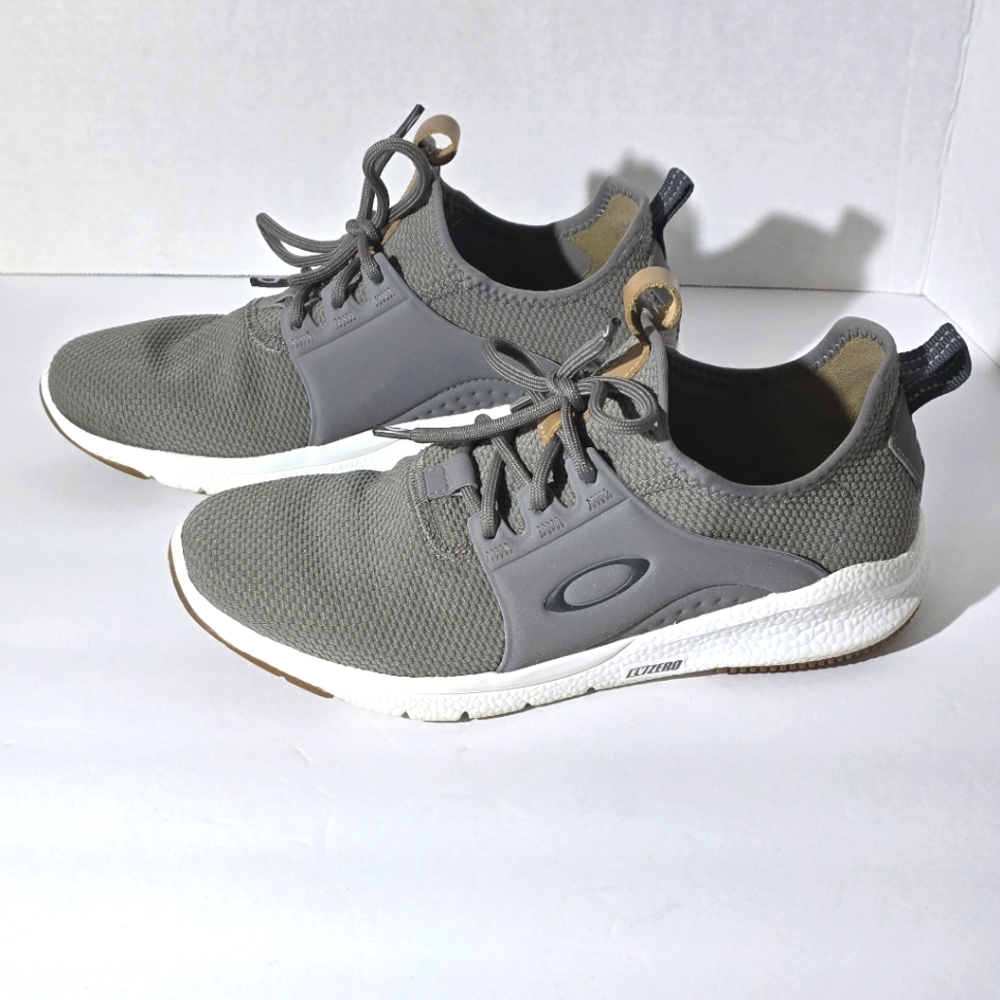 Oakley Dry Sneakers Gray Men's Size 9